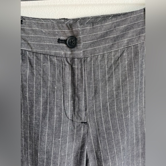 Trixie + LuLu Modern Gray Pinstriped Pants | Size 8P - Picture 2 of 10